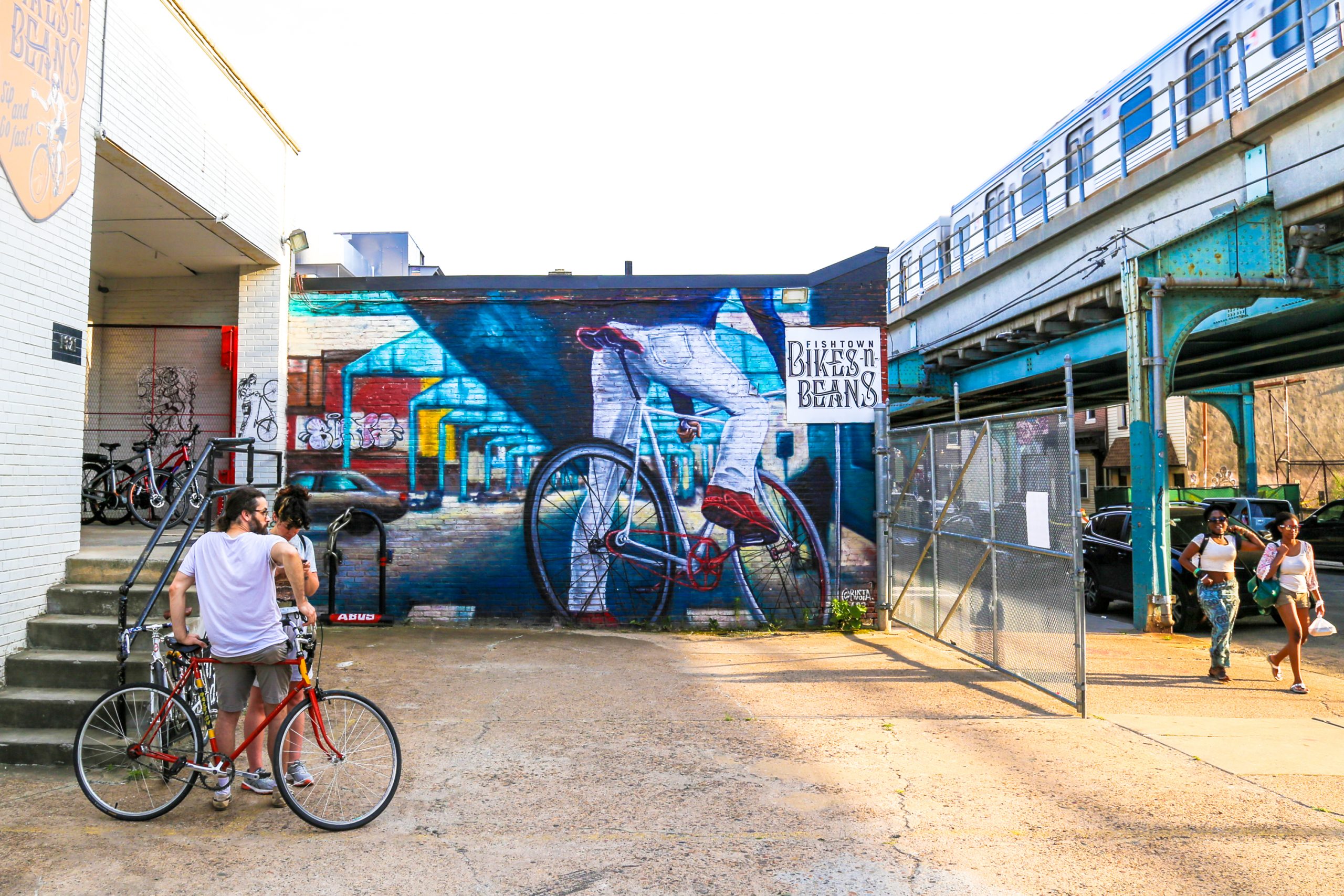 Fishtown Bikes N Beans at 1321-25 North Front Street. Mural by Busta. Poto credit: streetsdept.com