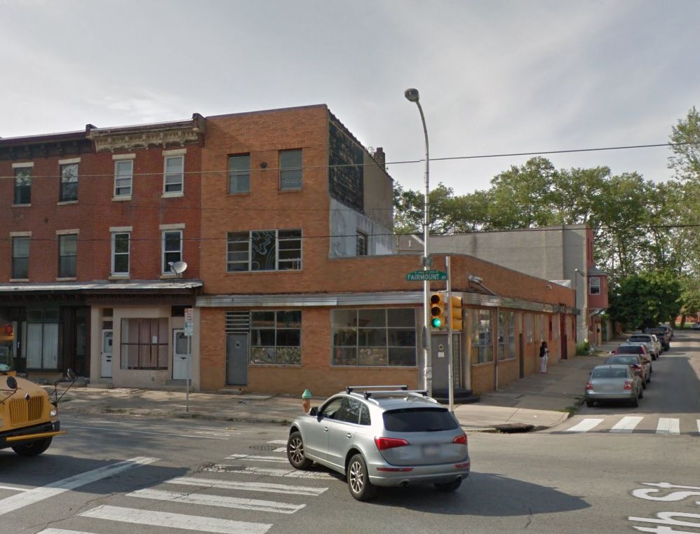 1801 Fairmount Avenue before demolition. Looking northwest. May 2014. Credit: Google Street View