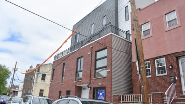 2807-09 South 11th Street. Photo by Jamie Meller. May 2022