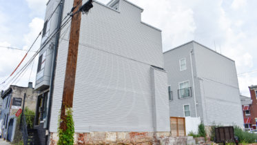 2415 Mutter Street. Photo by Jamie Meller. July 2022