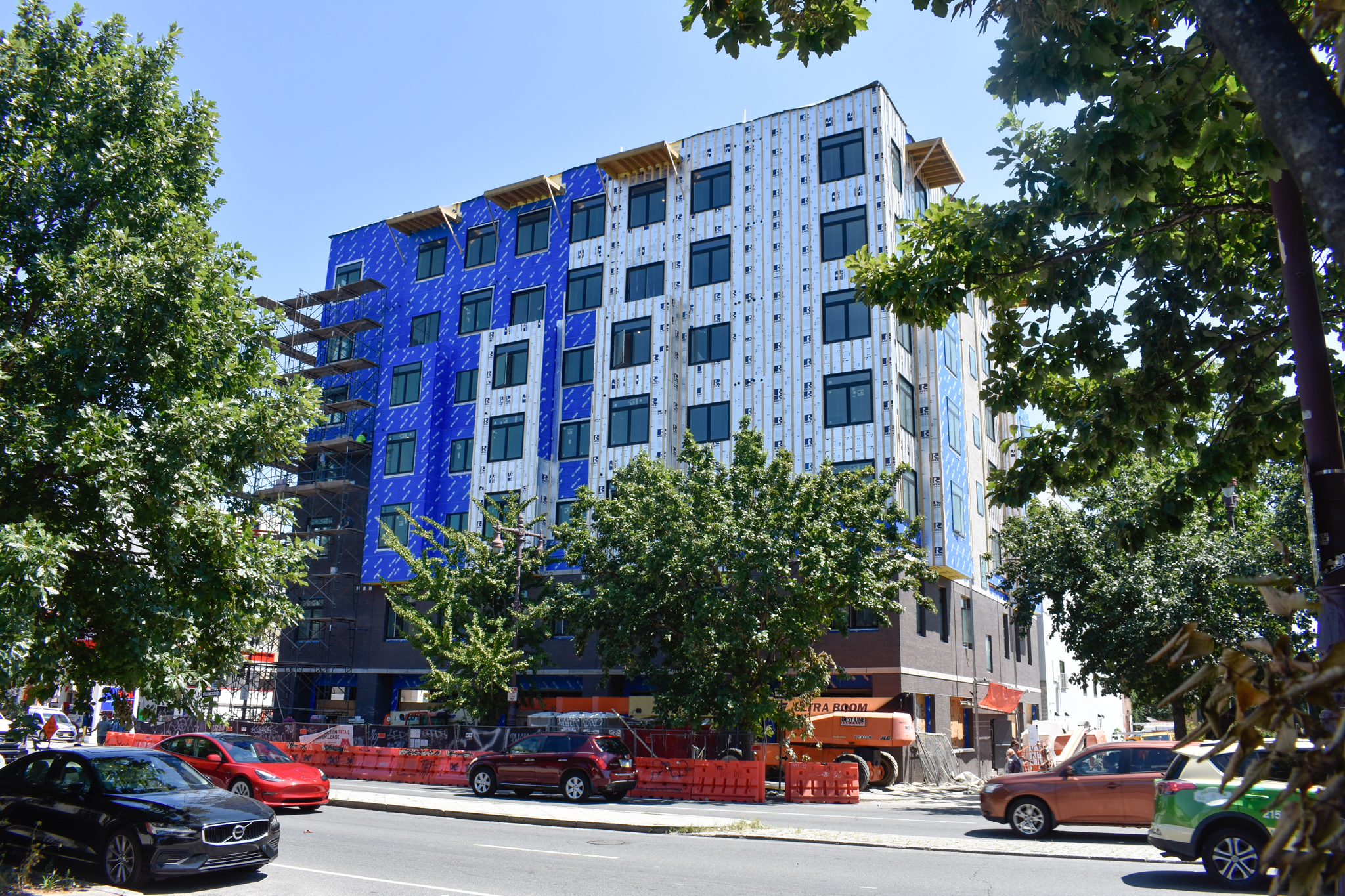 Broad Street Flats at 701 South Broad Street. Photo by Jamie Meller. August 2022