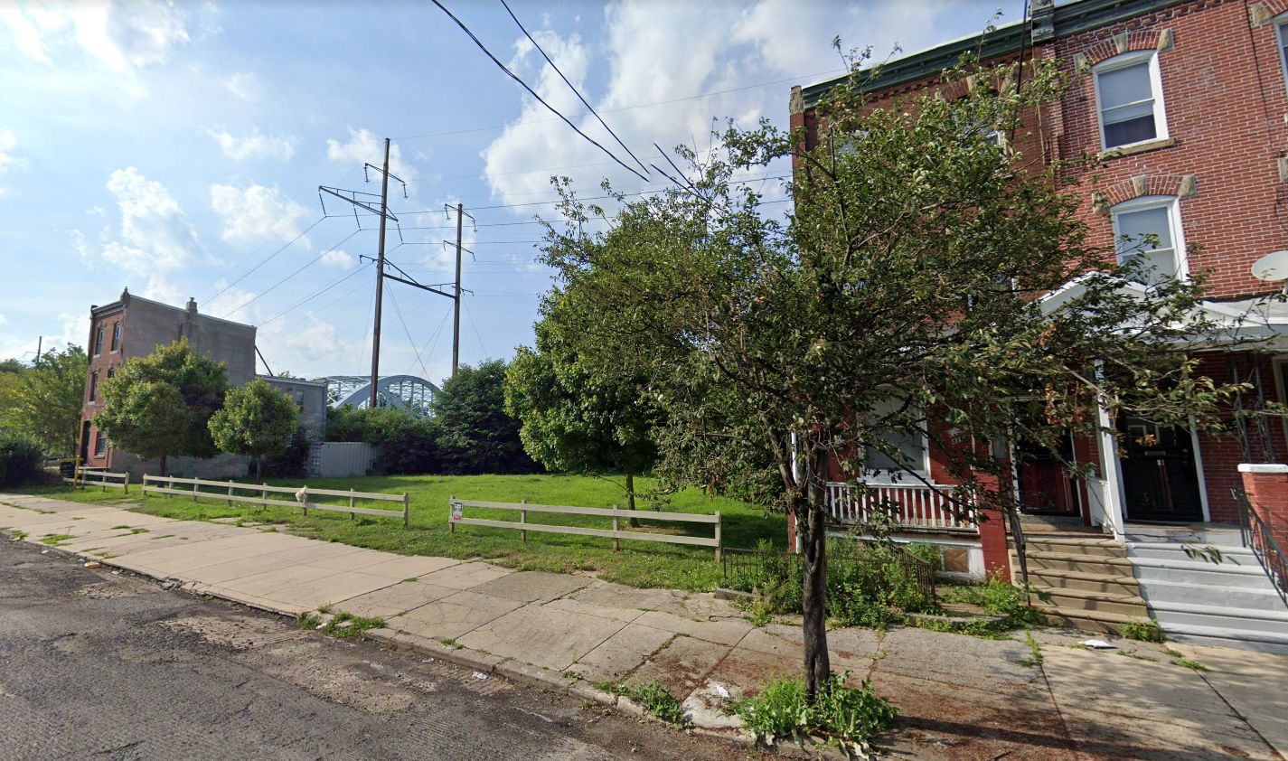 4165 Mantua Avenue. Looking northwest prior to redevelopment. July 2019. Credit: Google Street View