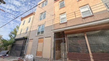 2146 North Front Street. Photo by Jamie Meller. July 2023