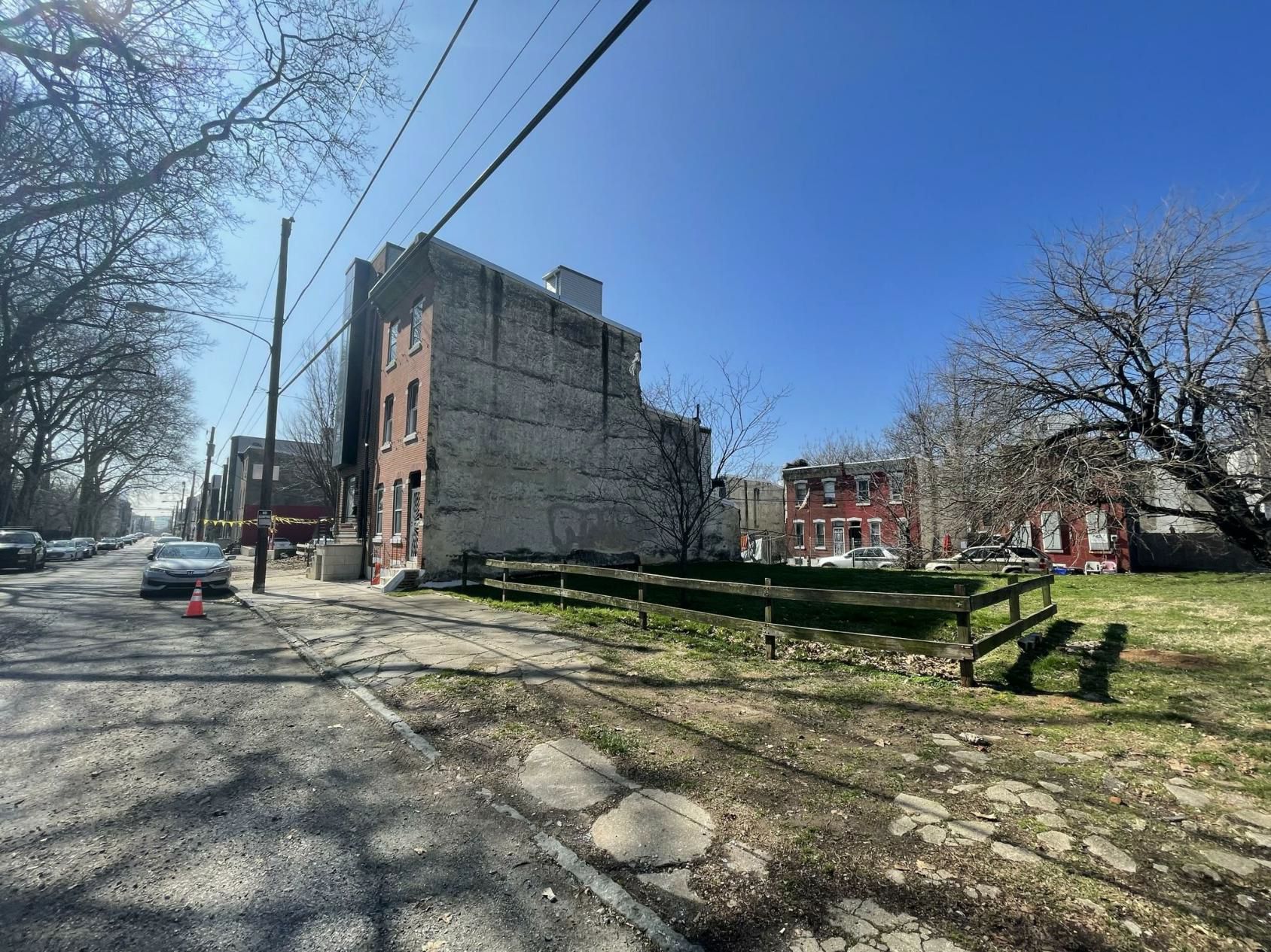 1444 North 27th Street. Site conditions prior to redevelopment. Looking southwest. Credit: Moto Designshop via the City of Philadelphia