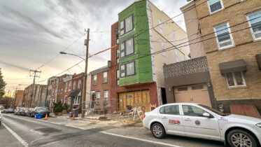 138-40 Tasker Street. Photo by Jamie Meller. November 2024