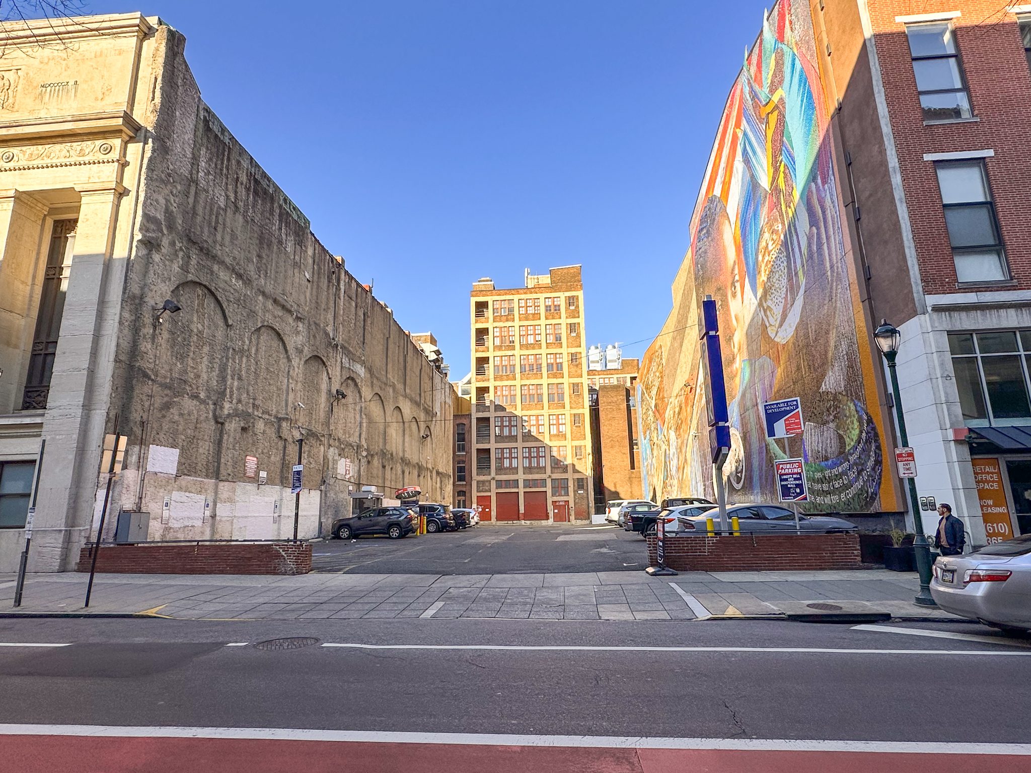 709 Chestnut Street. Photo by Jamie Meller. April 2025