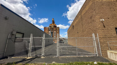 426-40 North 8th Street. Photo by Jamie Meller. April 2025