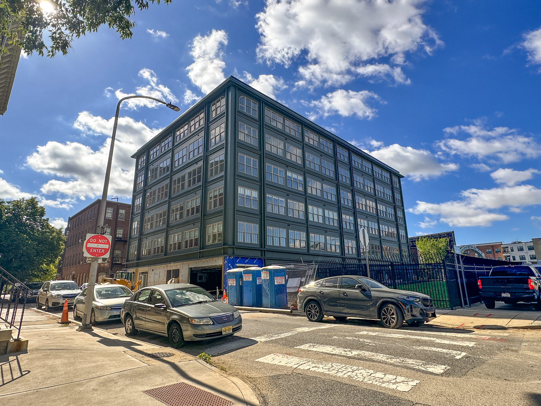 416 Vine Street. Photo by Jamie Meller. May 2025
