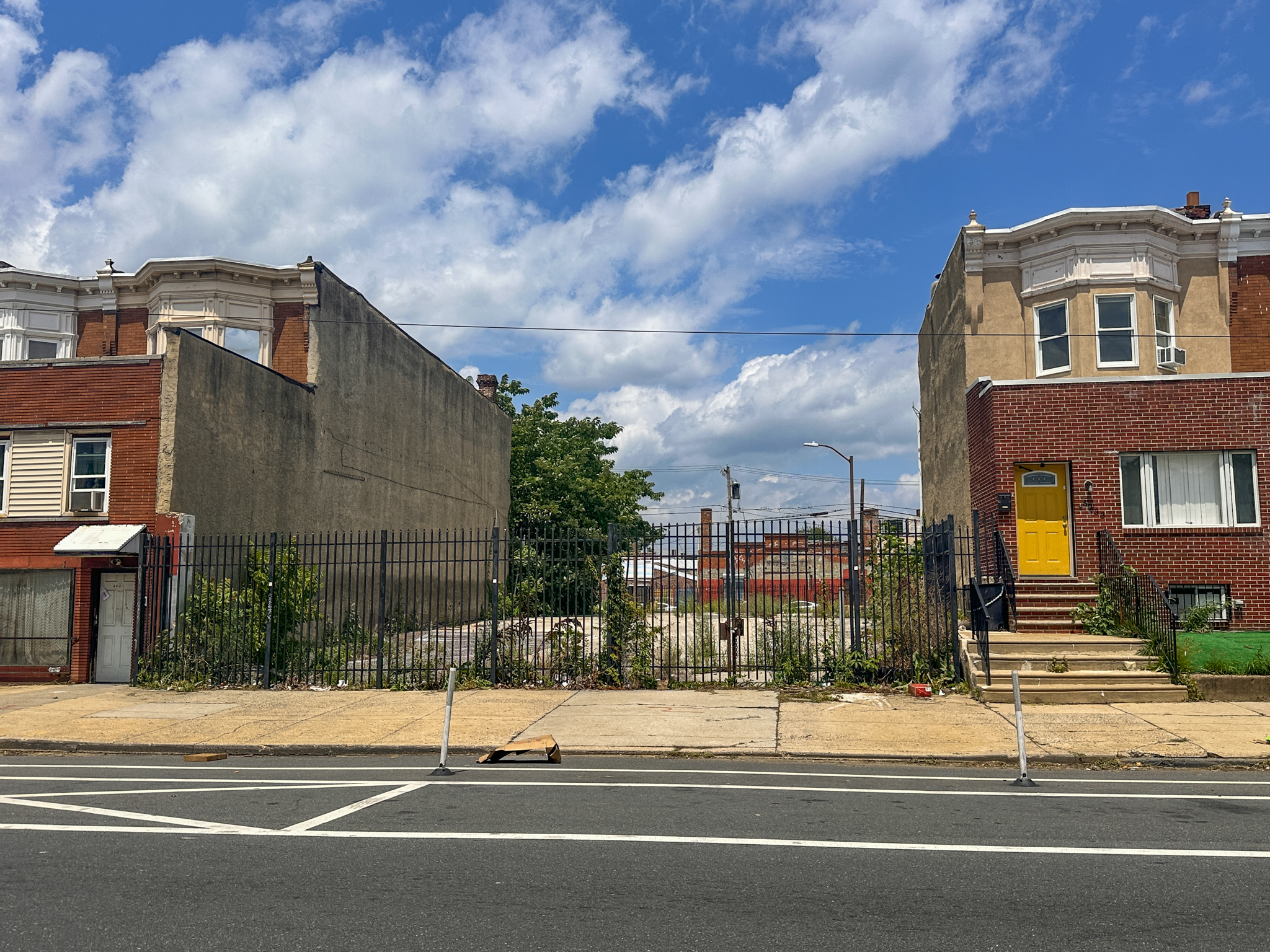 5235 Chestnut Street. Photo by Jamie Meller. July 2025