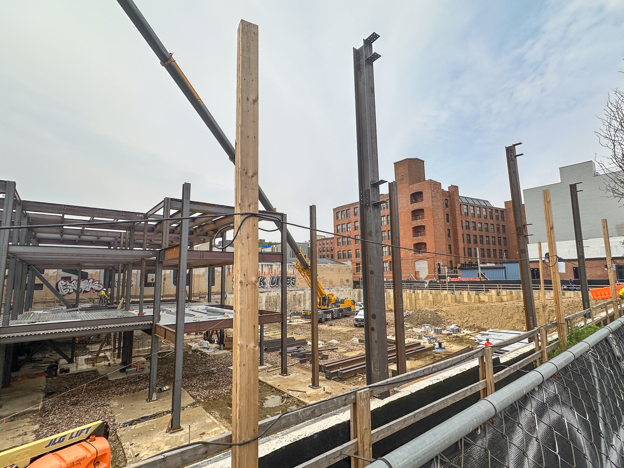 310 West Girard Avenue. Photo by Jamie Meller. August 2025