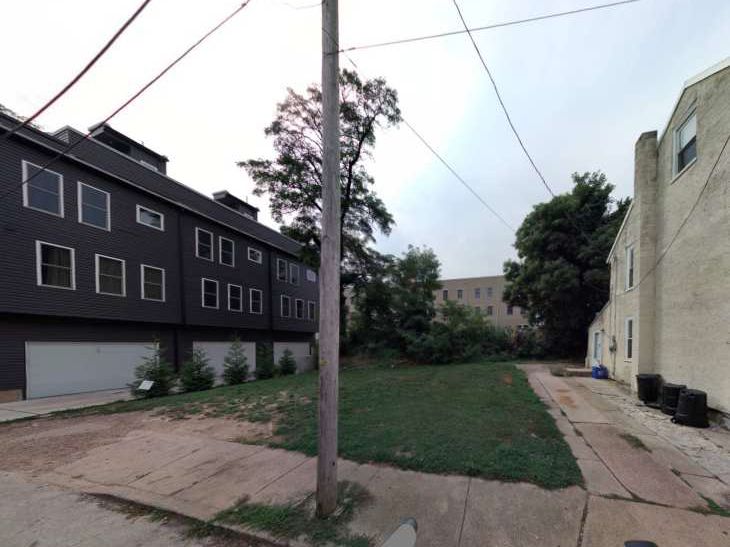 111 East Springer Street. Site conditions prior to redevelopment. Credit: Moto Designshop via the City of Philadelphia
