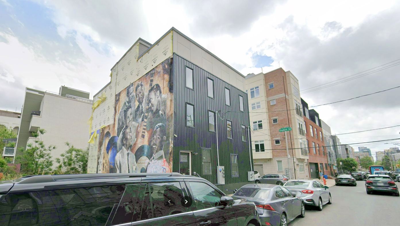 861 North 15th Street (left). Site conditions prior to redevelopment. Looking southeast. May 2025. Credit: Google Street View via Google Maps